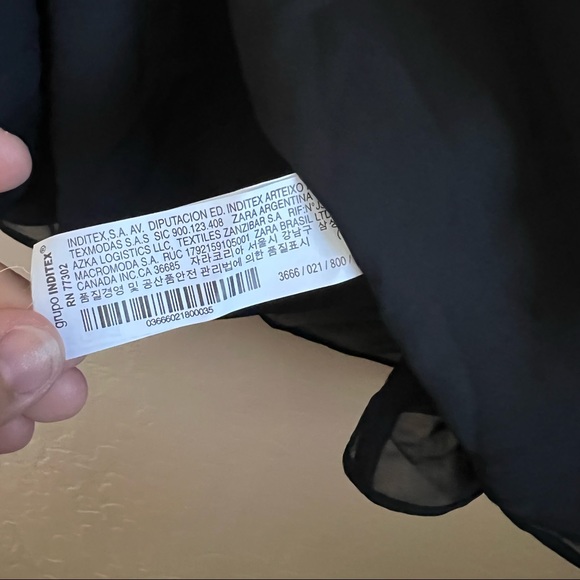 Zara Ruffle Blouse - Size M - Picture 5 of 5